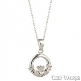 Claddagh Pendant (Closed Crown)