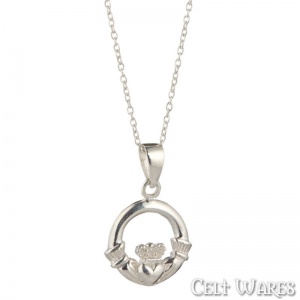 Claddagh Pendant (Closed Crown)