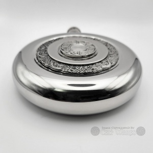 6oz Celtic Flask & Cup - Celtic Knot